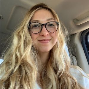 Meet your Posher, Rachel